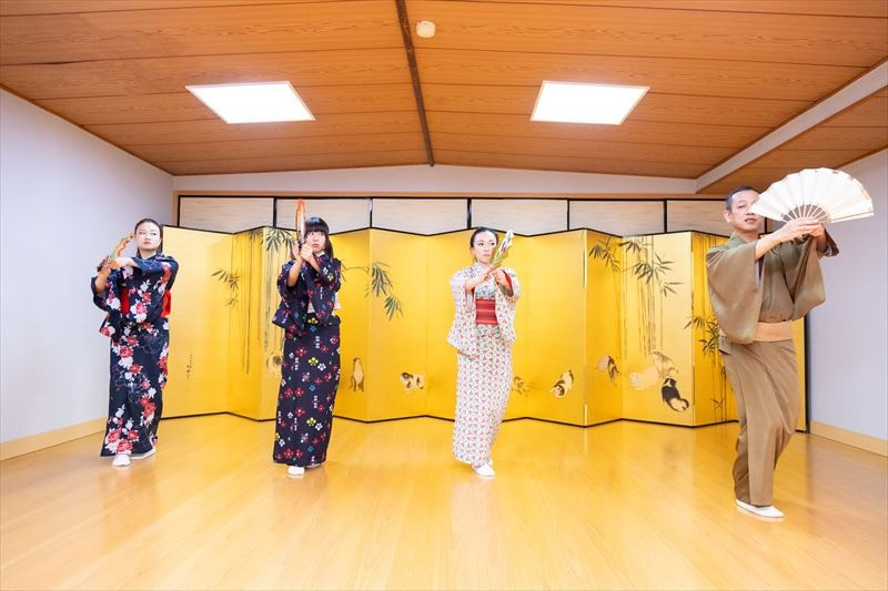 大阪市で個人・団体向けの日本舞踊のレッスンを展開しています 