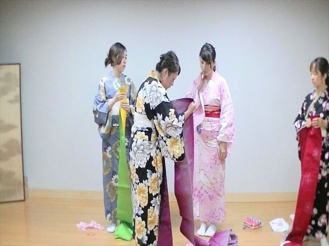 無料！浴衣着付けと日本舞踊のワークショップ（３画像あります）
